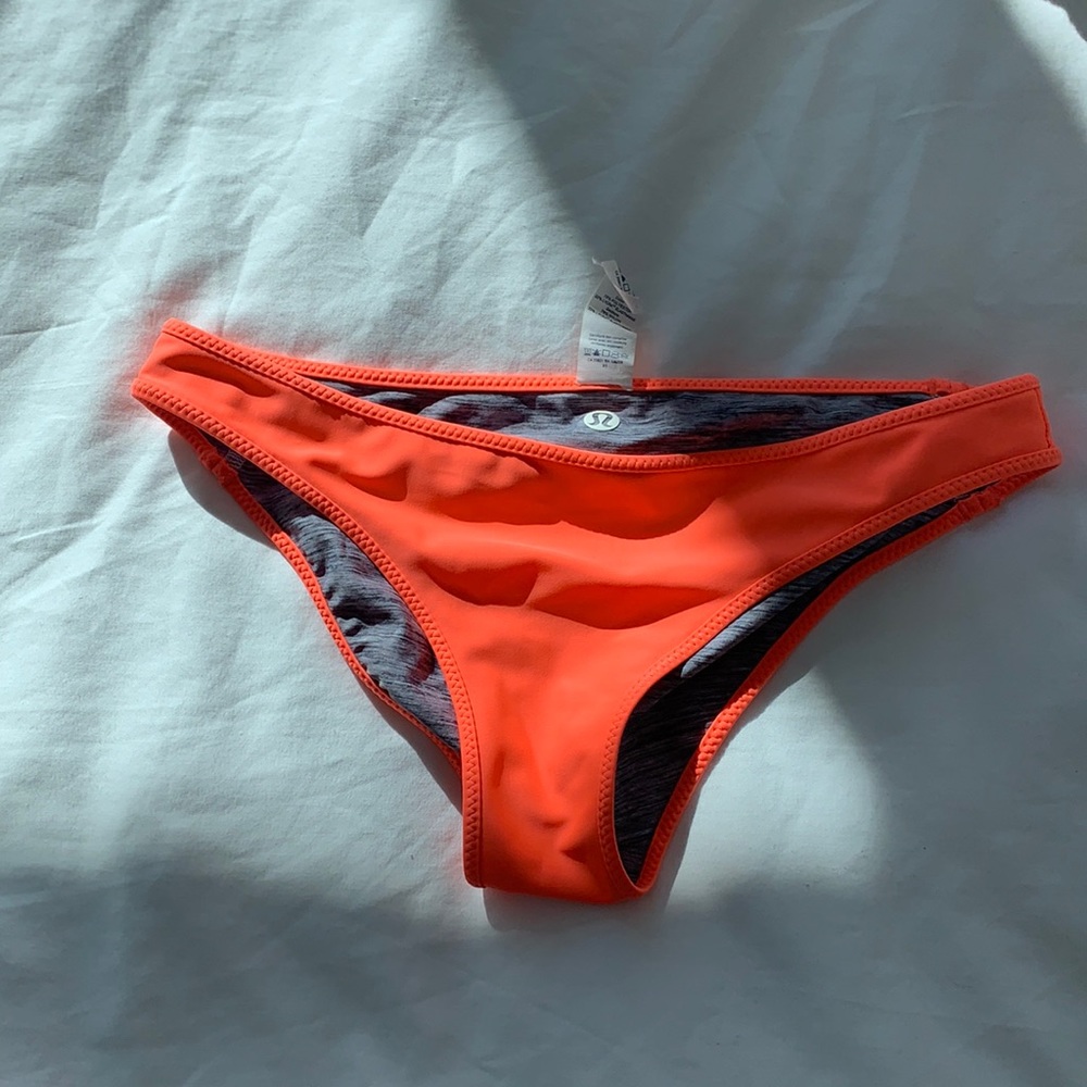 Lulu lemon coral size 4 bathing suit bottom